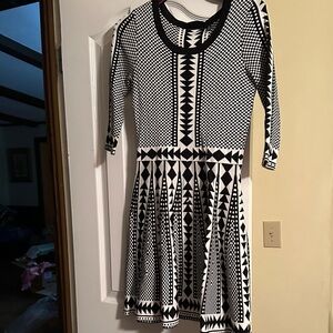 Nina Leonard Monochrome Long Sleeve Sweater Dress